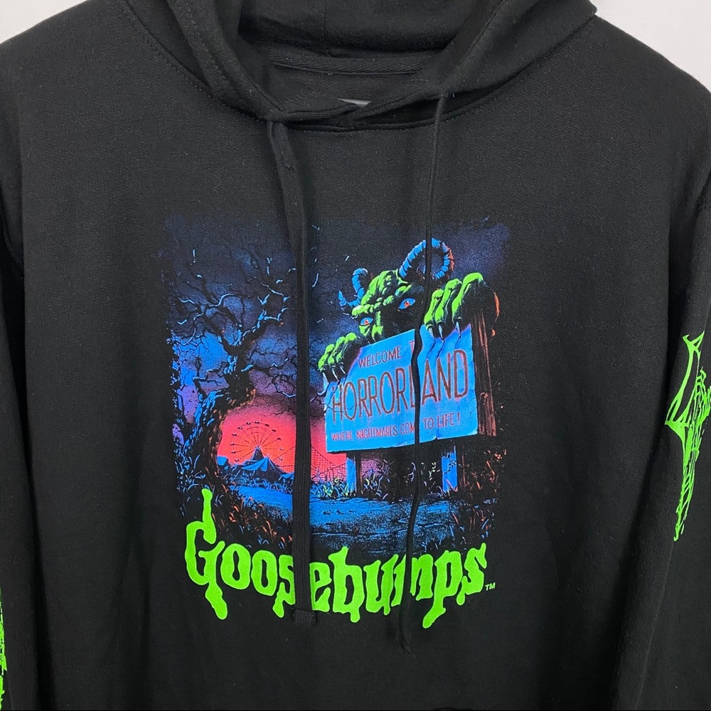 Goosebumps Horrorland Hoodie Halloween 90’s Horror - Picture 2 of 6
